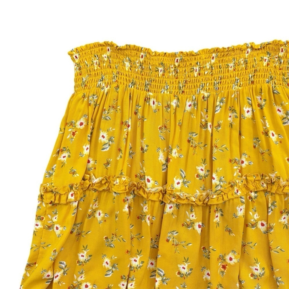 NWT Floral Ruffle Tiered Mini Skirt